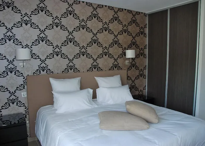 فندق & Les Bergeries D'alata 3*