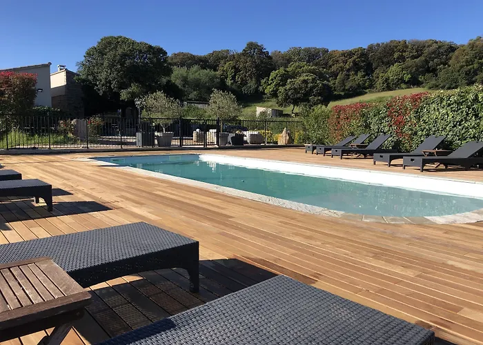 Hotel Les Bergeries D'Alata Maison De Charme & Suites Avec Piscine 3*