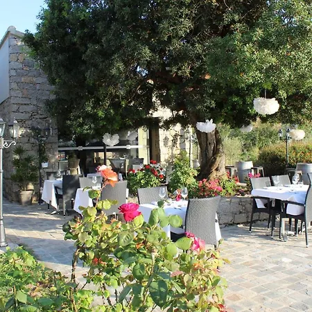 Hotel Les Bergeries D'alata De Charme & Avec Piscine Alata