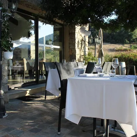 & Restaurant Les Bergeries D'alata Alata
