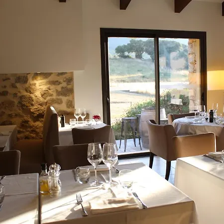 & Restaurant Les Bergeries D'alata Hotel