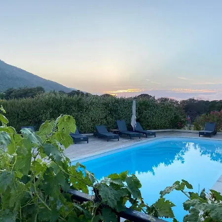 Hotel Les Bergeries D'alata De Charme & Avec Piscine 3*