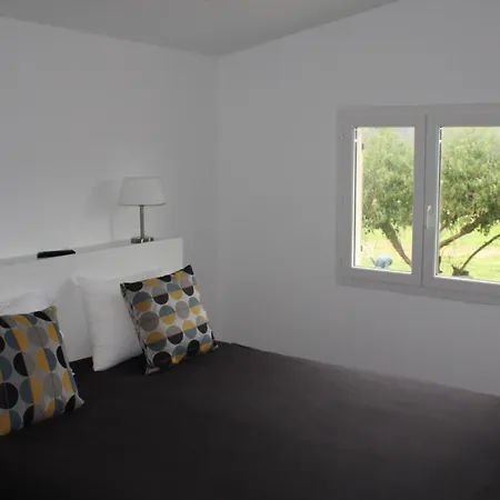 Les Bergeries D'alata De Charme & Avec Piscine 3* Alata