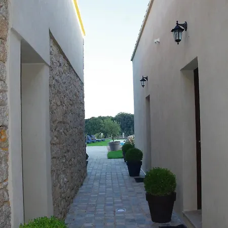 فندق Les Bergeries D'alata De Charme & Avec Piscine