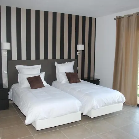 Les Bergeries D'alata Maison De Charme & Avec Piscine 3*