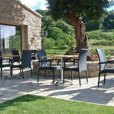 & Restaurant Les Bergeries D'alata Alata