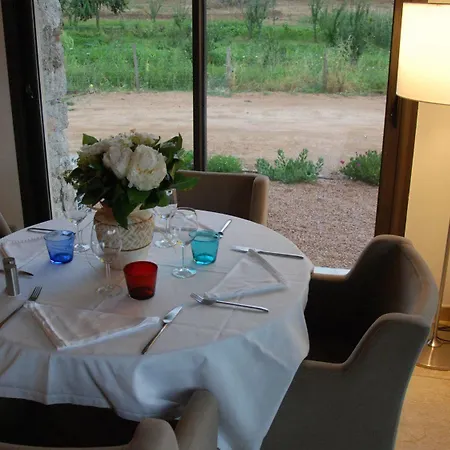 & Restaurant Les Bergeries D'alata