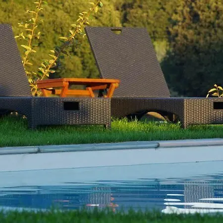 & Restaurant Les Bergeries D'alata 3*