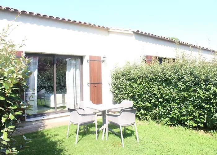 & Les Bergeries D'alata 3* Alata