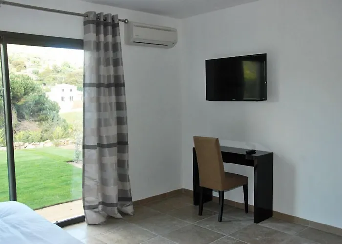 & Les Bergeries D'alata Alata