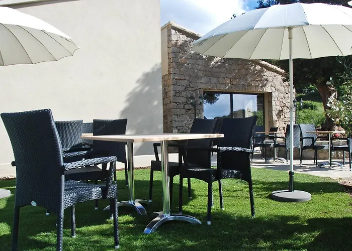 Hotel & Les Bergeries D'alata